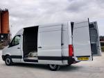 Volkswagen Crafter High Roof Van 2006 года (UK)